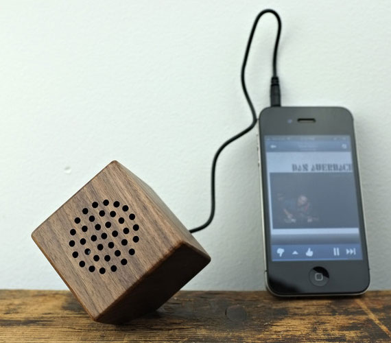 2-Wood-Speaker