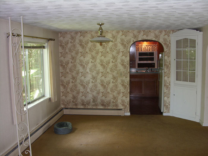 10 Things People Who Adore Old Homes Think When They First Walk Inside One